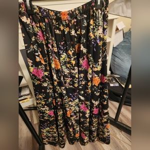 Flowy floral skirt